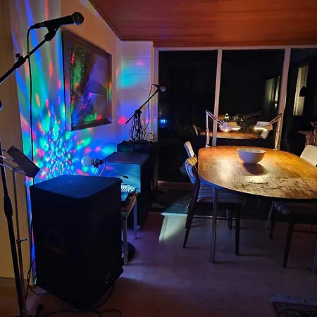 Welcome To The Multihouse In The Countryside *